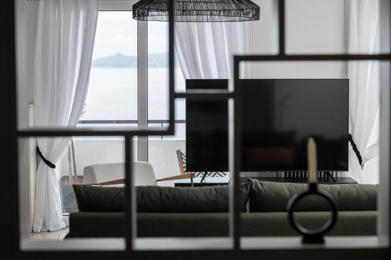 Blue Chill Paradise Seaview Suite W/ Kingbed 比雷埃夫斯 外观 照片